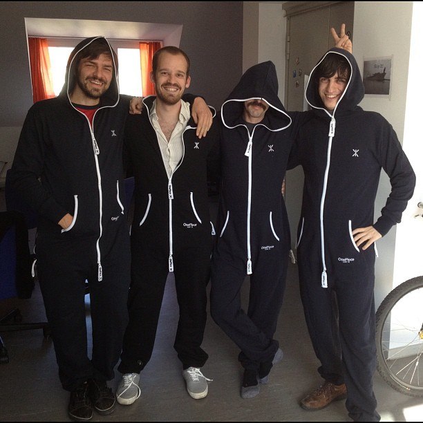 travis team in oniesies